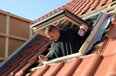 Pose de fenêtres de toit Velux à Bislée